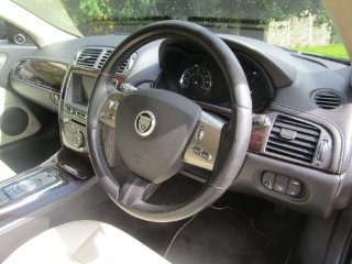 /photos/9830/284f8fb5-bf85-409f-9555-d3e99f4f33e4_i320x240.jpg