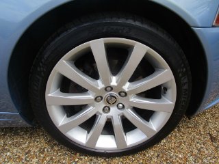 /photos/9830/2ad68232-7fa6-4f1c-add1-38c06b835697_i320x240.jpg