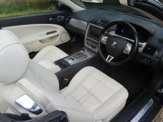 /photos/9830/46156e63-c1ea-44f8-b0b9-82c1a42bb74e_i320x240.jpg