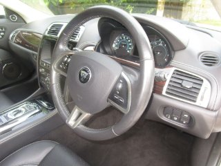 /photos/9830/57ea0250-3629-4488-9c4a-00e8ad18d709_i320x240.jpg