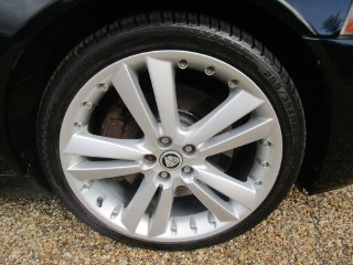 /photos/9830/6323eb25-e13c-43b1-bcad-d2c840216973_i320x240.jpg
