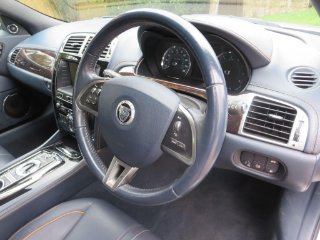 /photos/9830/63830d06-75cf-4ea7-81d4-a2de8e27e1d0_i320x240.jpg