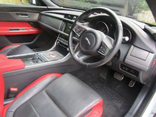 /photos/9830/71413f12-48a3-4b27-ad3f-21f7122fda97_i320x240.jpg