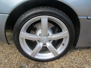 /photos/9830/88242b4b-36fa-4557-b40b-2bffb16d3b6c_i320x240.jpg
