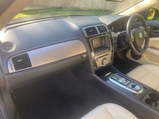 /photos/9830/f98bafd8-db95-4981-b08c-d8d0a954dc00_i320x240.jpg